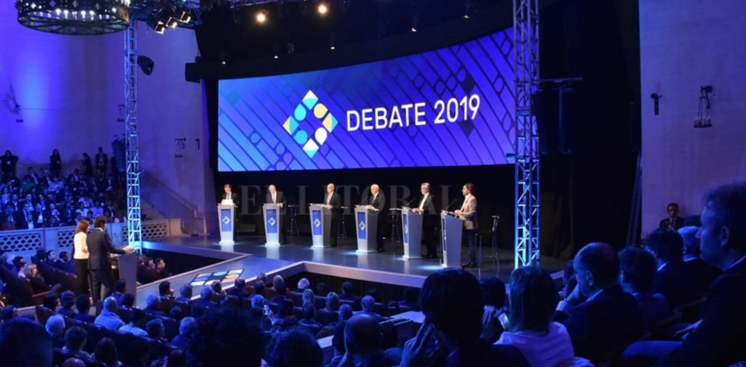 a-10-anos-del-primer-debate-presidencial-las-frases-y-gestos-mas-recordados-de-los-protagonistas-6 A 10 años del primer debate presidencial: las frases y gestos más recordados de los protagonistas