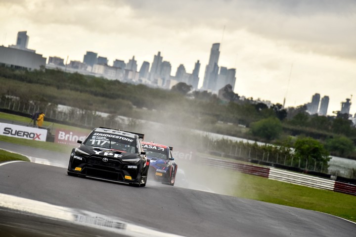 ciarrocchi-volo-en-el-zonda-y-se-quedo-con-la-pole-del-tc2000-1 Ciarrocchi voló en El Zonda y se quedó con la pole del TC2000