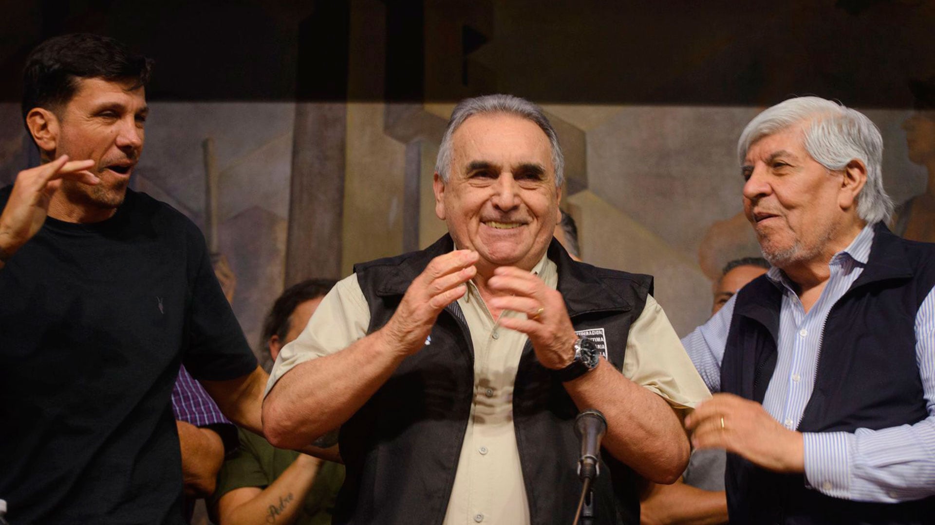 con-fuertes-criticas-a-milei-la-catt-formalizo-la-continuidad-de-juan-carlos-schmid-al-frente-de-la-entidad-1 Con fuertes críticas a Milei, la CATT formalizó la continuidad de Juan Carlos Schmid al frente de la entidad