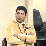 Condenaron a un funcionario en San Juan por usar máquinas y personal para una obra en su casa: quedó detenido