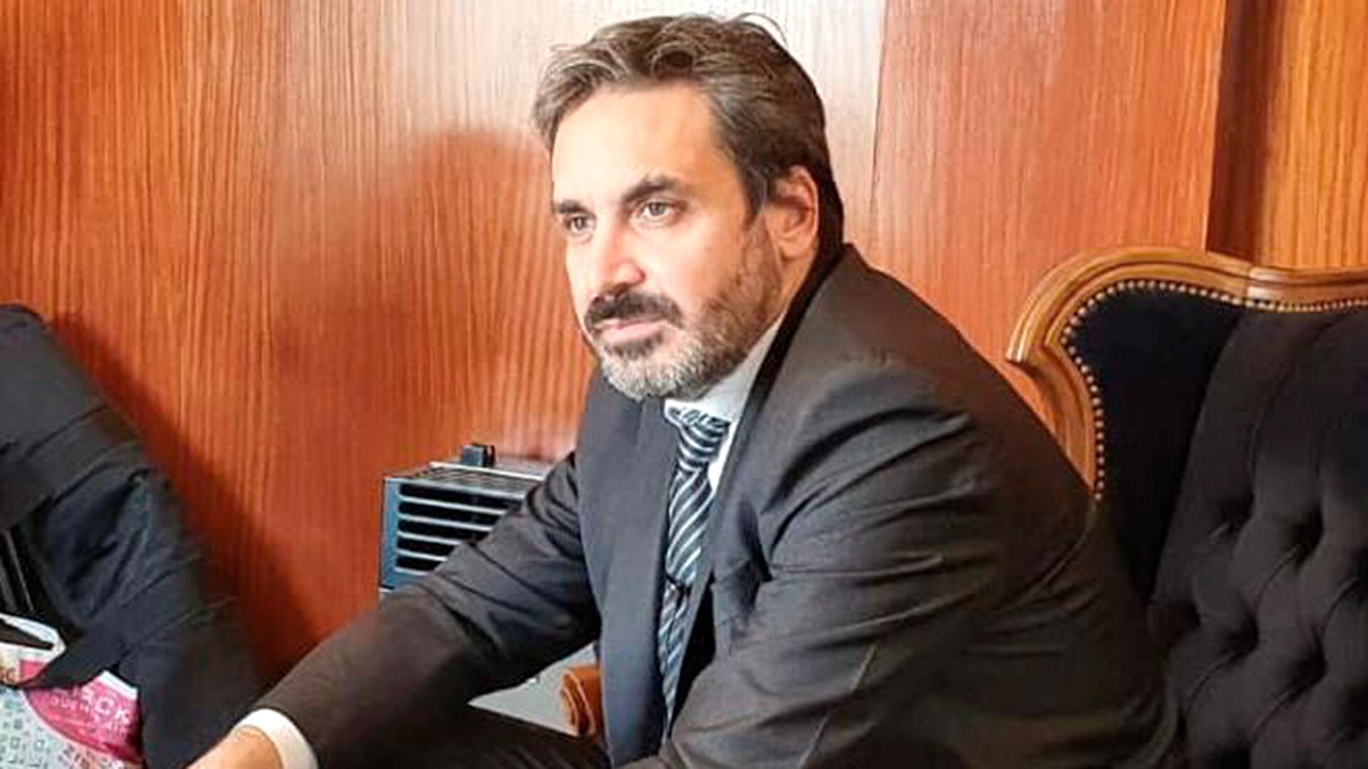 la-libertad-avanza-presento-el-pedido-para-reemplazar-a-espert-por-santilli-y-reimprimir-las-boletas-5 La Libertad Avanza presentó el pedido para reemplazar a Espert por Santilli y reimprimir las boletas