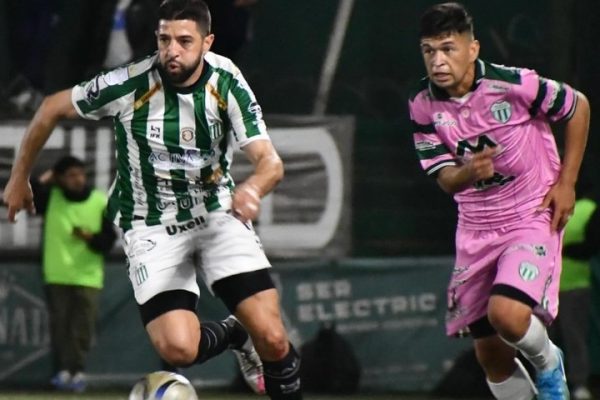 Laferrere y una victoria que lo prende en la Primera B