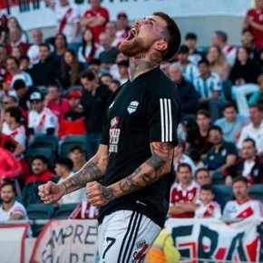 los-misterios-del-guillermo-laza-la-casa-de-riestra-que-fue-cementerio-de-autos-robados-que-homenajea-a-un-canillita-y-que-hoy-chapea-desde-la-zona-mas-postergada-de-capital-federal-16 Los misterios del Guillermo Laza, la casa de Riestra que fue cementerio de autos robados, que homenajea a un canillita y que hoy chapea desde la zona más postergada de Capital Federal