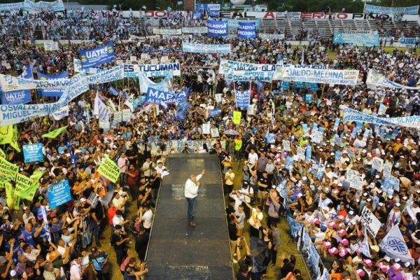 Multitudinario acto por el Día de la Lealtad Peronista reunió a más de 45 mil personas en Tucumán