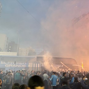 por-que-el-partido-entre-racing-y-flamengo-comenzara-20-minutos-mas-tarde-1 Por qué el partido entre Racing y Flamengo comenzará 20 minutos más tarde