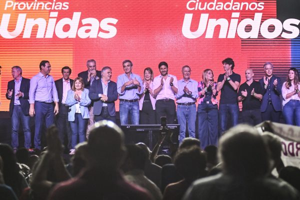 Provincias Unidas cerró la campaña en CABA con Martín Lousteau: las críticas a la reunión de Milei en EEUU y los guiños al 2027