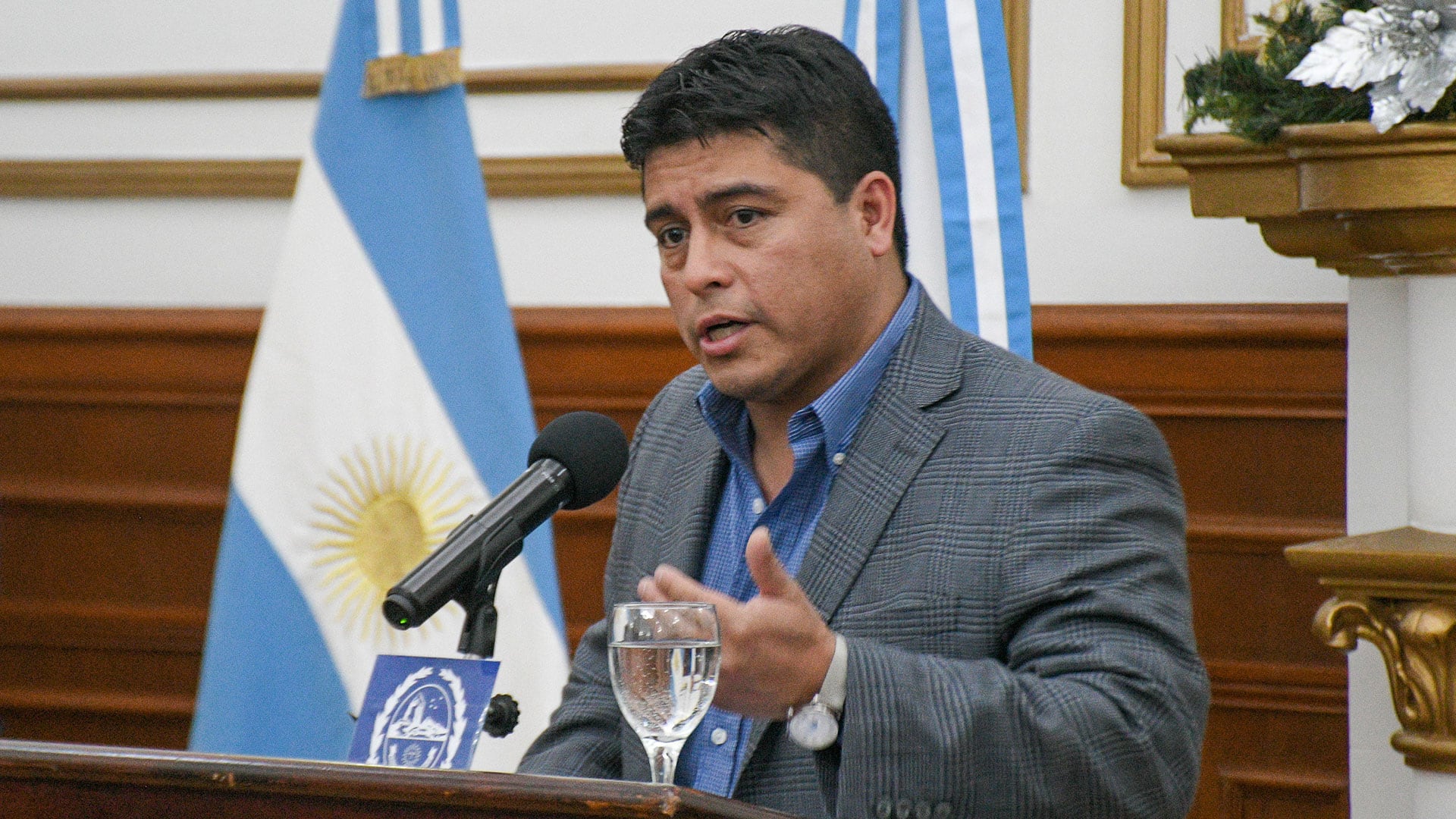 sigue-la-pelea-por-la-corte-en-santa-cruz-desplazaron-a-la-presidenta-designada-por-el-kirchnerismo-1 Sigue la pelea por la Corte en Santa Cruz: desplazaron a la presidenta designada por el kirchnerismo