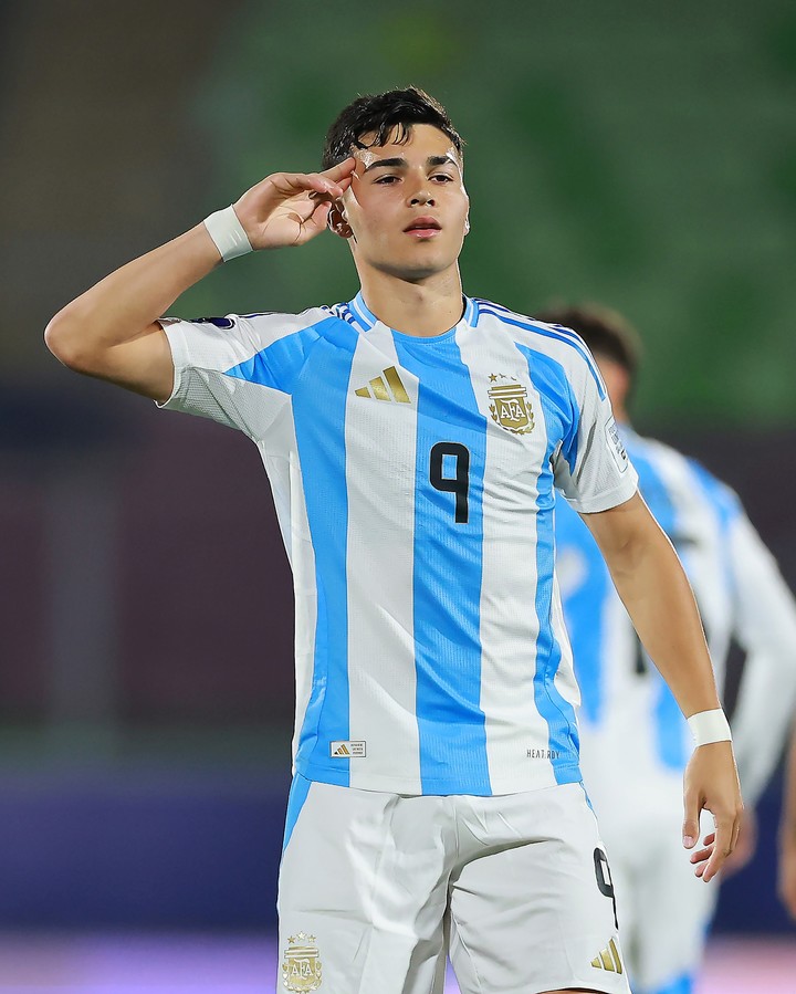 tras-su-gran-mundial-sub-20-en-alemania-buscarian-ceder-a-alejo-sarco-4 Tras su gran Mundial Sub 20, en Alemania buscarían ceder a Alejo Sarco