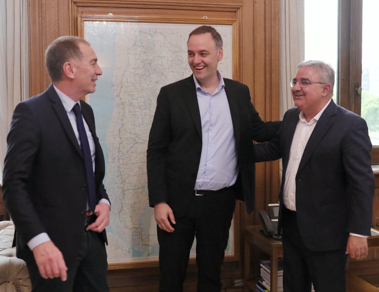 a-un-mes-del-26-o-milei-fagocita-a-sus-aliados-y-arma-su-quorum-en-el-congreso-sin-intermediarios-2 A un mes del 26-O, Milei fagocita a sus aliados y arma su quórum en el Congreso sin intermediarios