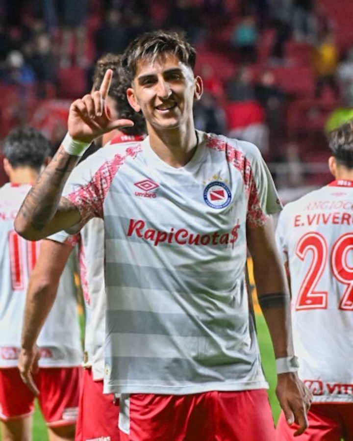 argentinos-crecer-tambien-duele-2 Argentinos: crecer también duele