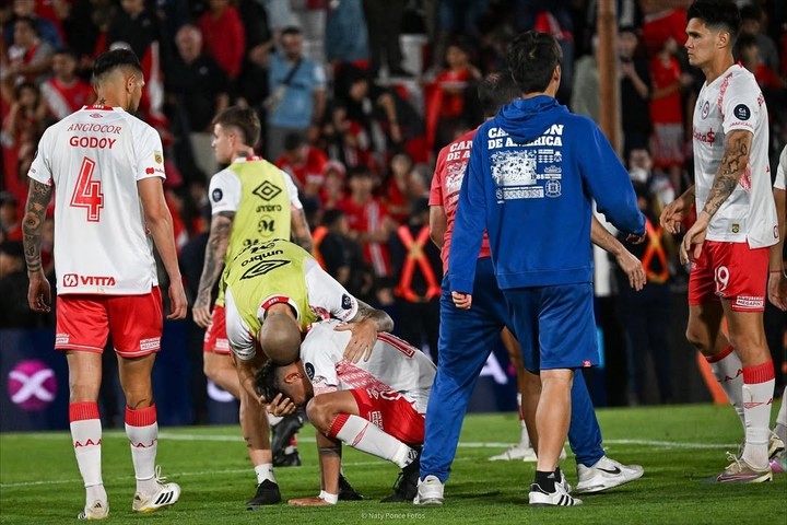 argentinos-crecer-tambien-duele-3 Argentinos: crecer también duele