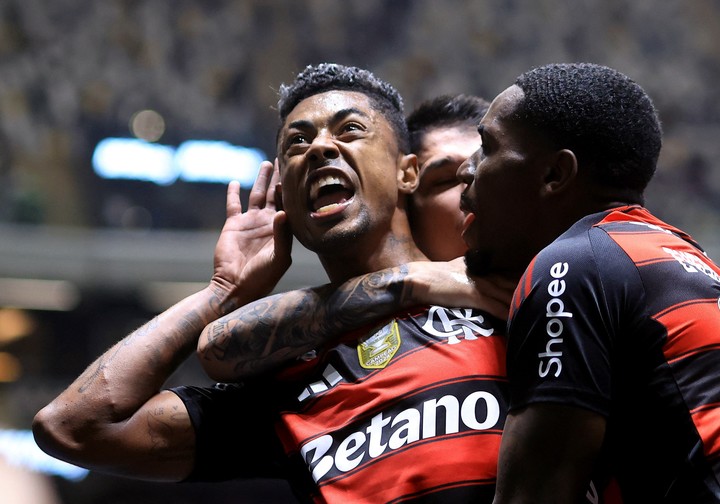 brasileirao-antes-de-la-final-de-la-libertadores-palmeiras-perdio-y-flamengo-quedo-a-un-paso-del-titulo-1 Brasileirao: antes de la final de la Libertadores, Palmeiras perdió y Flamengo quedó a un paso del título