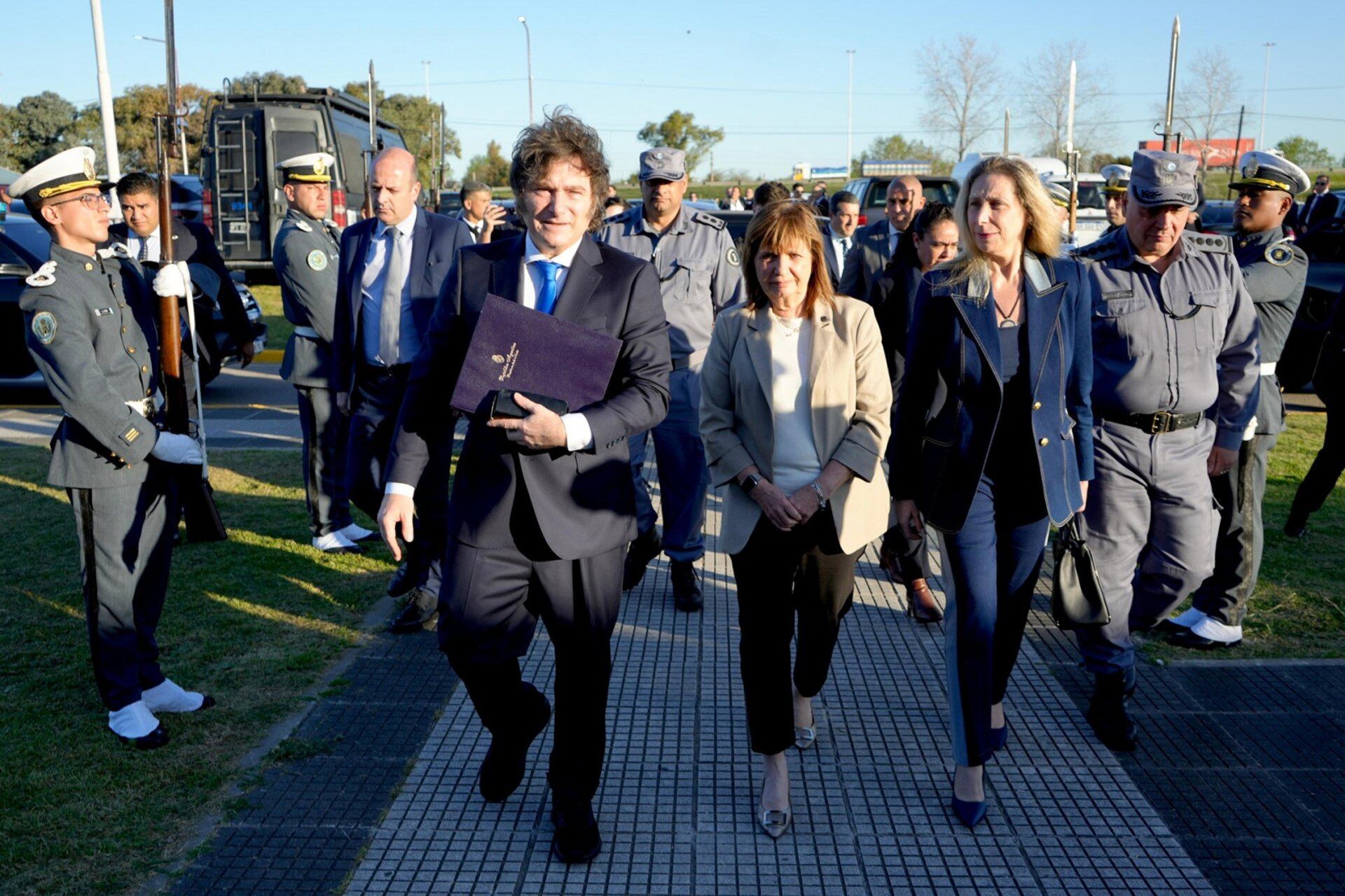 bullrich-afirmo-que-su-objetivo-es-que-villarruel-ayude-a-empujar-los-proyectos-que-el-gobierno-necesita-1 Bullrich afirmó que su objetivo es que Villarruel “ayude a empujar los proyectos que el Gobierno necesita”