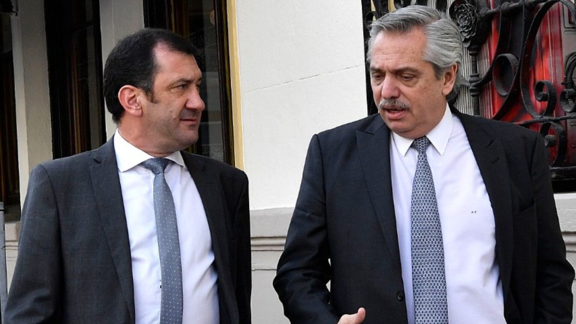 el-despacho-del-expulsado-senador-edgardo-kueider-fue-convertido-en-una-zona-para-rezar-1 El despacho del expulsado senador Edgardo Kueider fue convertido en una zona para rezar