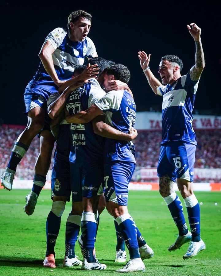 el-dt-de-gimnasia-entre-el-pasillo-de-estudiantes-y-visitar-a-barracas-central-1 El DT de Gimnasia, entre el pasillo de Estudiantes y visitar a Barracas Central
