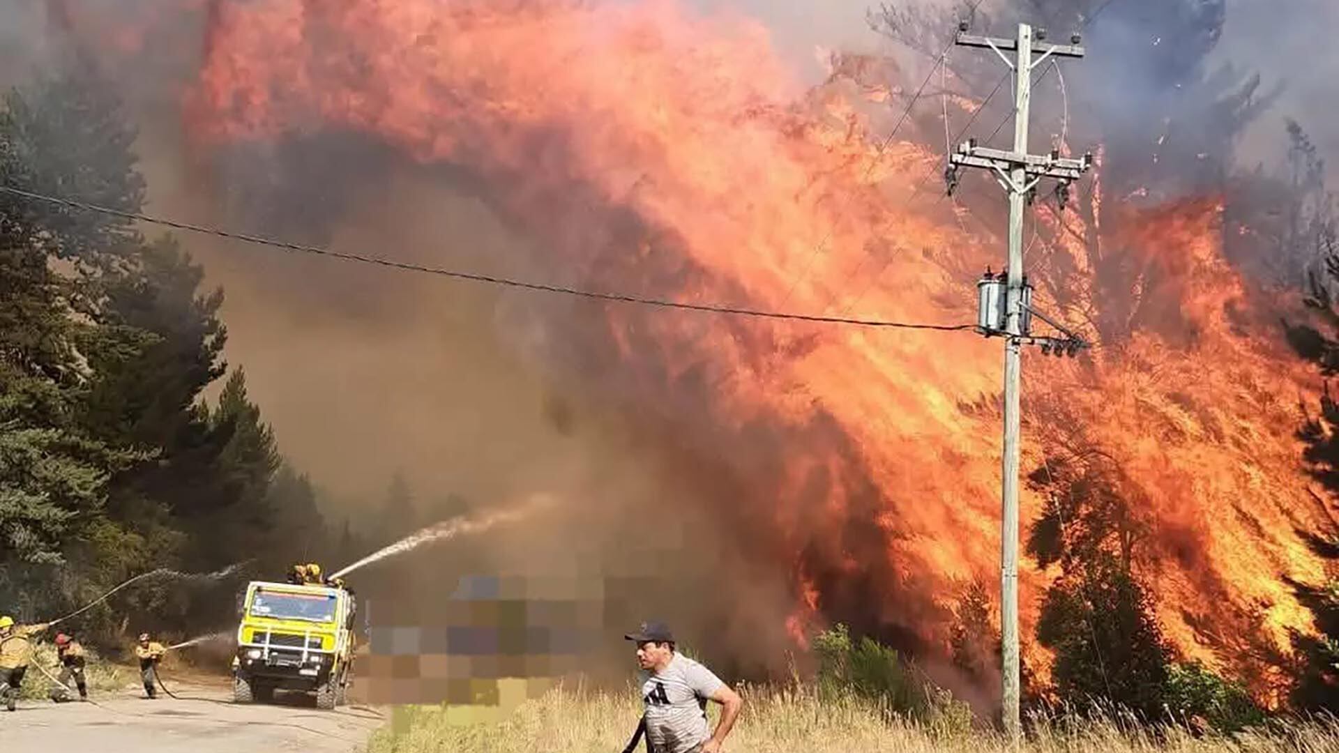 el-gobierno-otorgo-un-prestamo-a-rio-negro-para-recuperar-el-bolson-tras-los-incendios-forestales-2 El Gobierno otorgó un préstamo a Río Negro para recuperar El Bolsón tras los incendios forestales