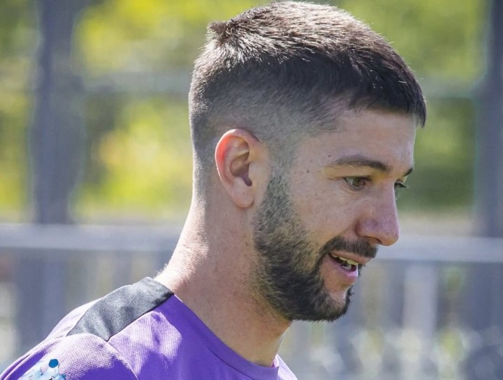 el-jugador-de-racing-que-debe-cuidarse-por-estar-al-limite-y-la-posible-formacion-ante-newells-1 El jugador de Racing que debe cuidarse por estar al límite y la posible formación ante Newell's