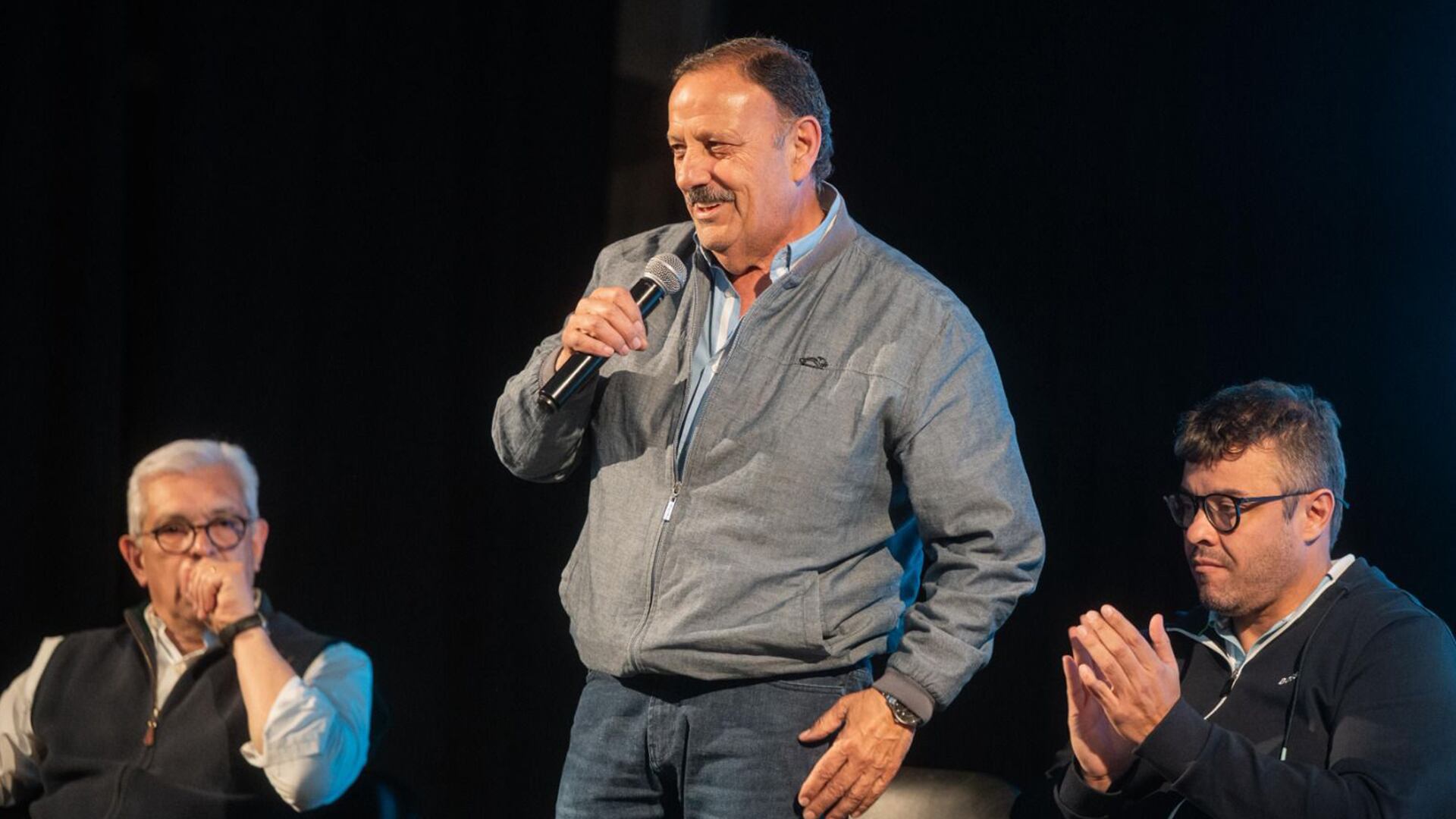 el-peronismo-pone-en-pausa-la-discusion-por-el-armado-nacional-y-se-concentra-en-evitar-una-ruptura-en-el-congreso-2 El peronismo pone en pausa la discusión por el armado nacional y se concentra en evitar una ruptura en el Congreso