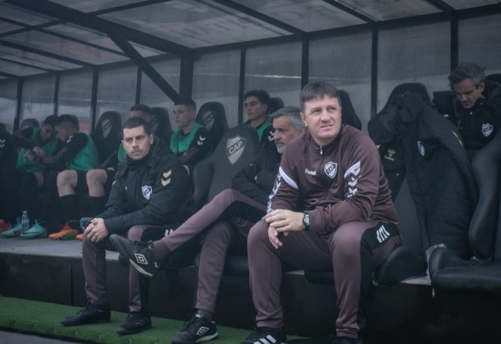 formo-parte-del-cuerpo-tecnico-de-orsi-gomez-y-ahora-dirigira-a-platense-2 Formó parte del cuerpo técnico de Orsi-Gómez y ahora dirigirá a Platense