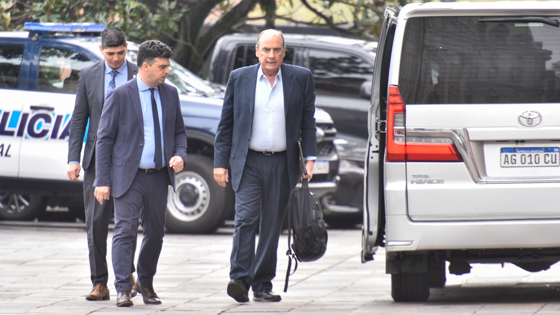 guillermo-francos-renuncio-como-jefe-de-gabinete-y-lo-reemplazara-manuel-adorni-4 Guillermo Francos renunció como jefe de Gabinete y lo reemplazará Manuel Adorni