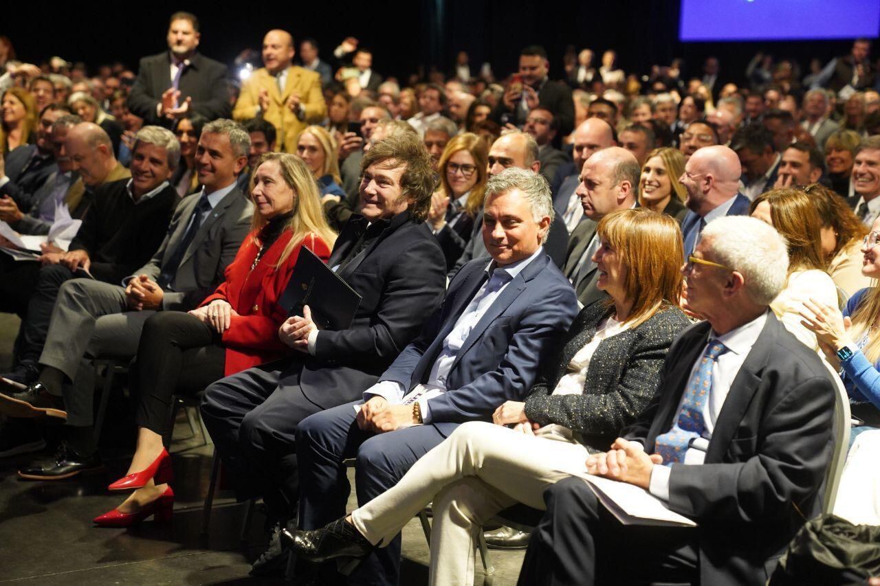 karina-milei-desembarca-de-nuevo-en-buenos-aires-con-el-congreso-libertario-para-mostrar-musculo-politico-3 Karina Milei desembarca de nuevo en Buenos Aires con el congreso libertario para mostrar músculo político