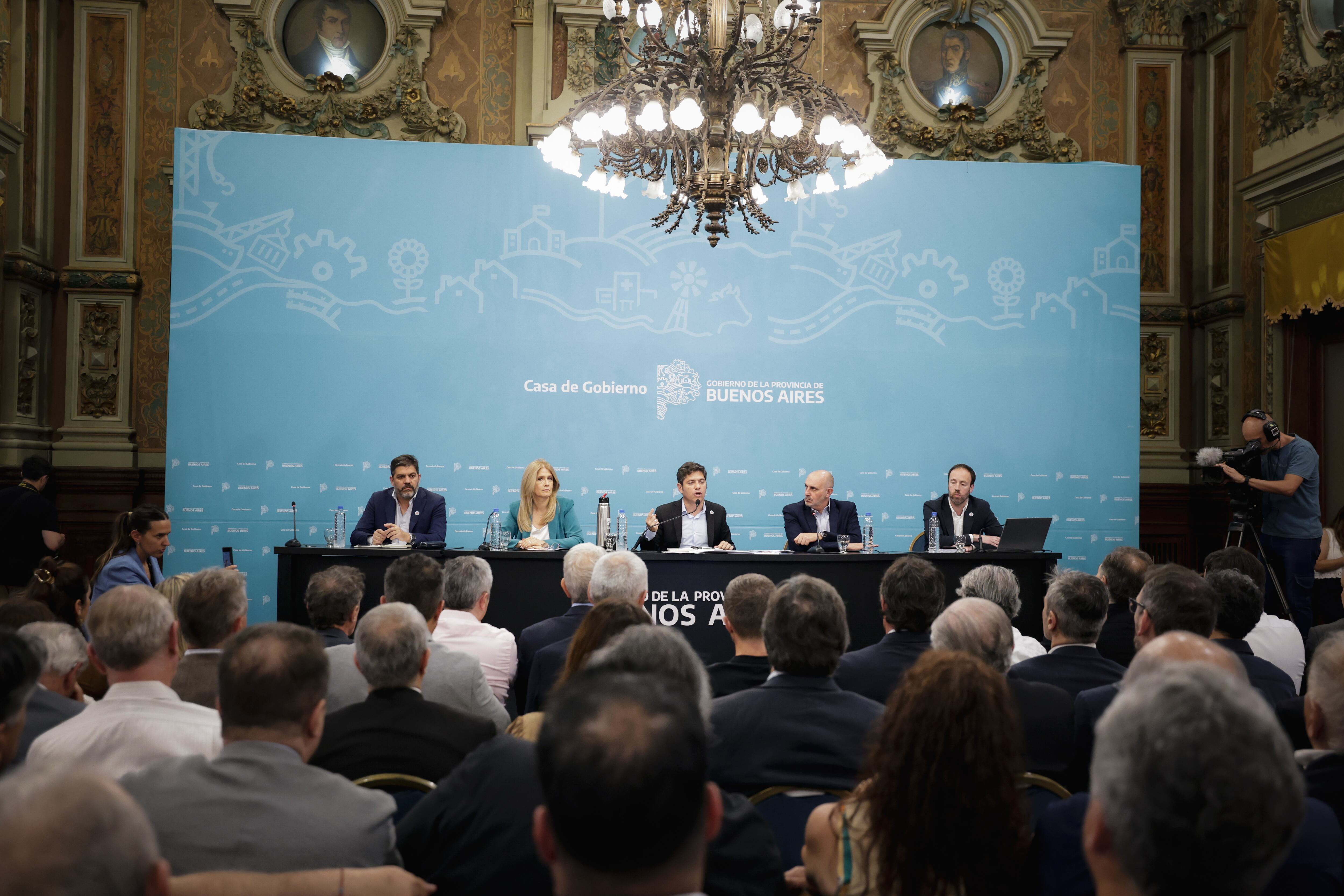 kicillof-presento-el-presupuesto-2026-con-criticas-a-milei-y-un-mensaje-a-la-interna-es-imperioso-aprobarlo-4 Kicillof presentó el Presupuesto 2026 con críticas a Milei y un mensaje a la interna: “Es imperioso aprobarlo”