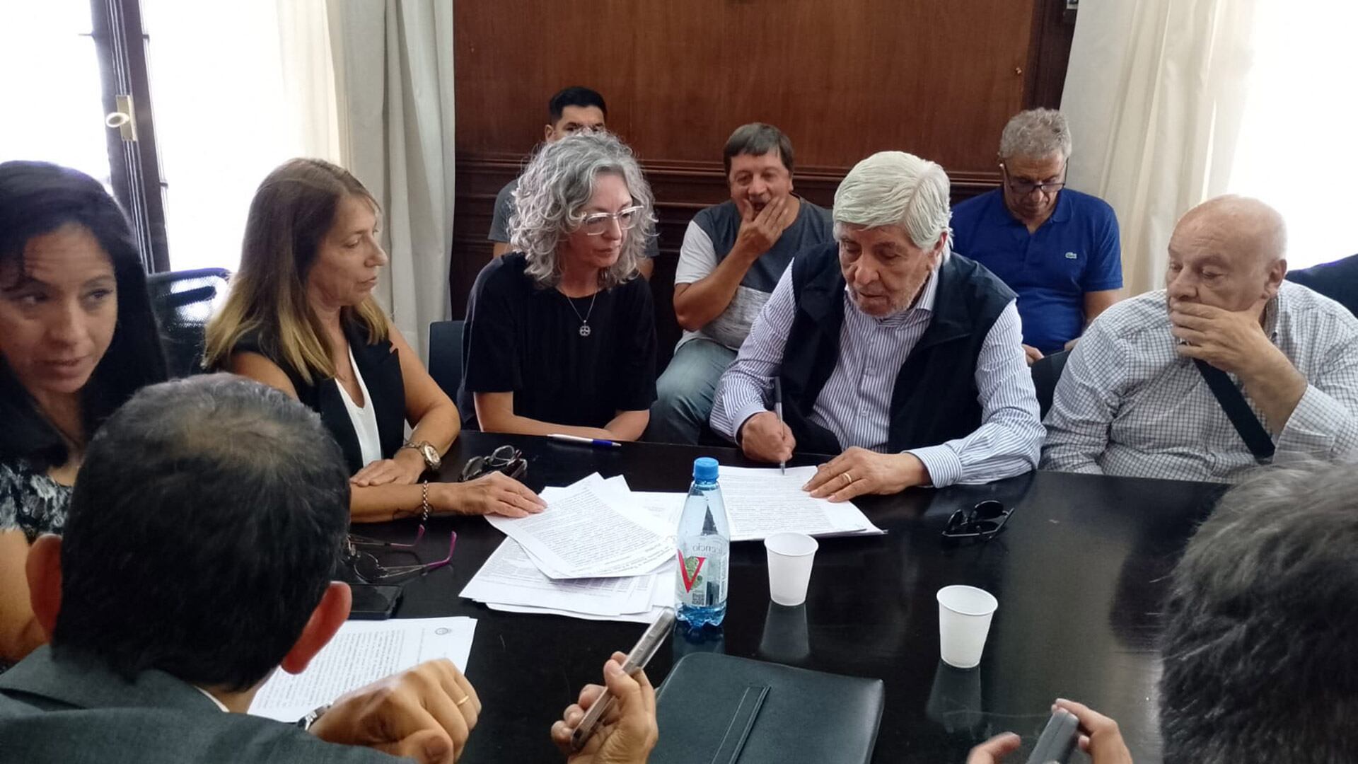 la-reforma-laboral-no-toca-las-indemnizaciones-y-avanza-sobre-los-salarios-dinamicos-los-convenios-por-empresa-y-el-derecho-de-huelga-9 La reforma laboral no toca las indemnizaciones y avanza sobre los salarios dinámicos, los convenios por empresa y el derecho de huelga