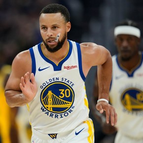 lebron-james-hablo-sobre-su-recuperacion-y-le-dejo-la-puerta-abierta-a-una-posible-vuelta-a-las-canchas-durante-la-noche-de-este-martes-4 LeBron James habló sobre su recuperación y le dejó la puerta abierta a una posible vuelta a las canchas durante la noche de este martes