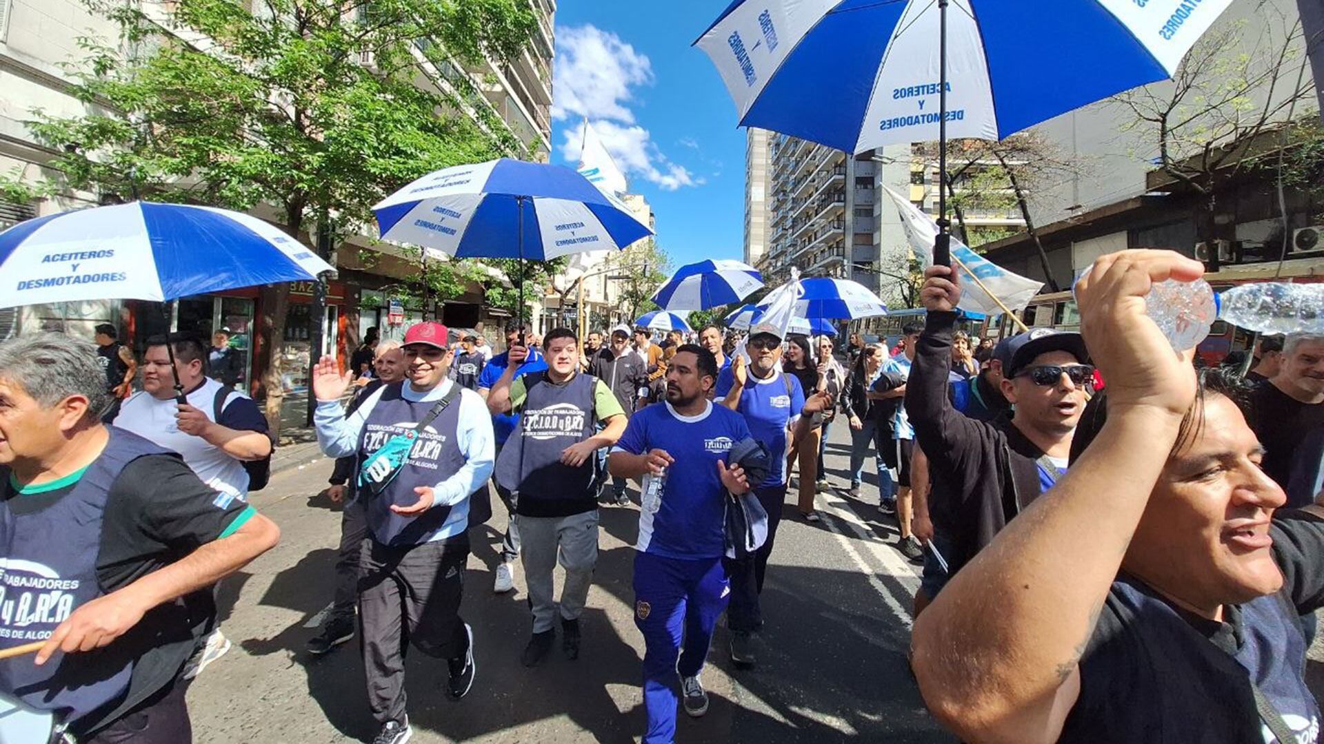 los-empleados-bancarios-recibieron-un-aumento-alineado-con-la-inflacion-a-cuanto-se-va-el-sueldo-inicial-2 Los empleados bancarios recibieron un aumento alineado con la inflación: a cuánto se va el sueldo inicial