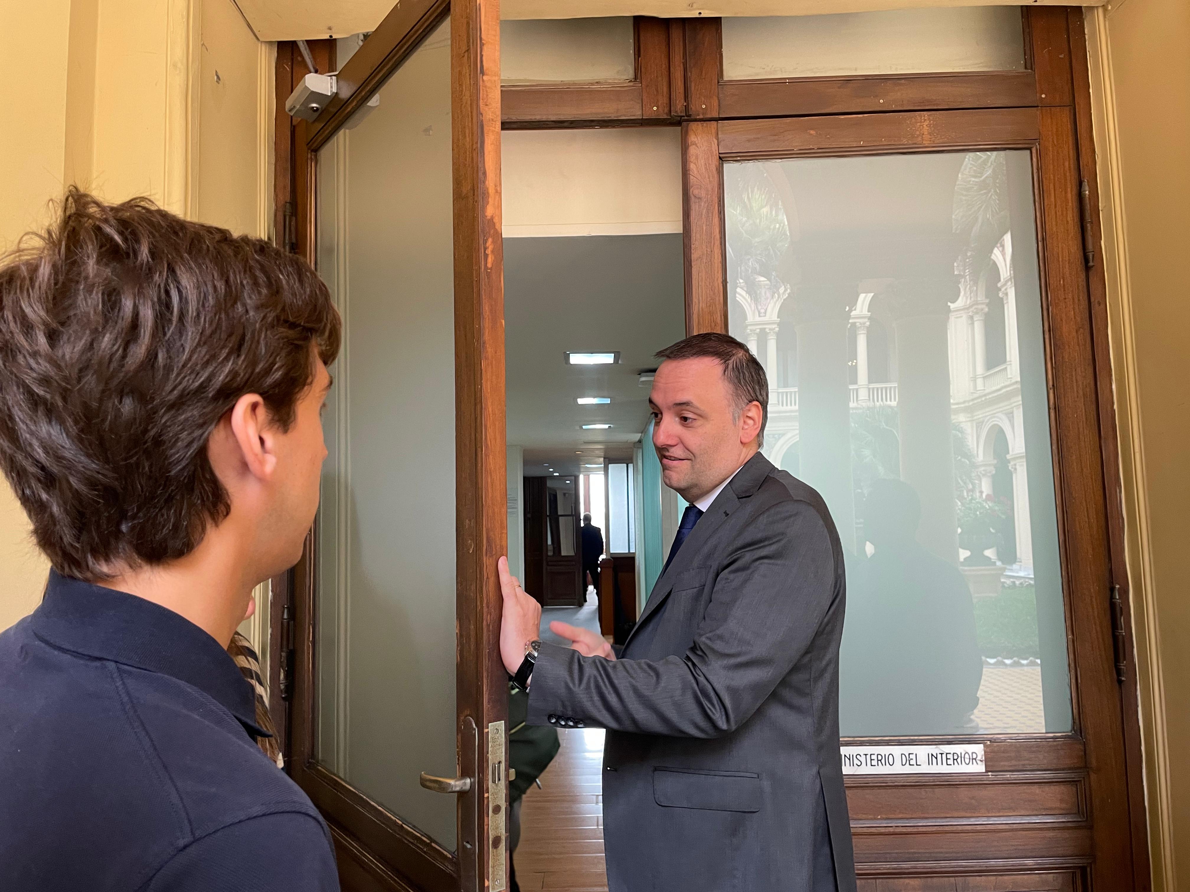 manuel-adorni-busca-darle-su-impronta-a-la-gestion-hara-auditorias-y-convoco-a-la-primera-reunion-de-gabinete-3 Manuel Adorni busca darle su impronta a la gestión: hará auditorías y convocó a la primera reunión de Gabinete