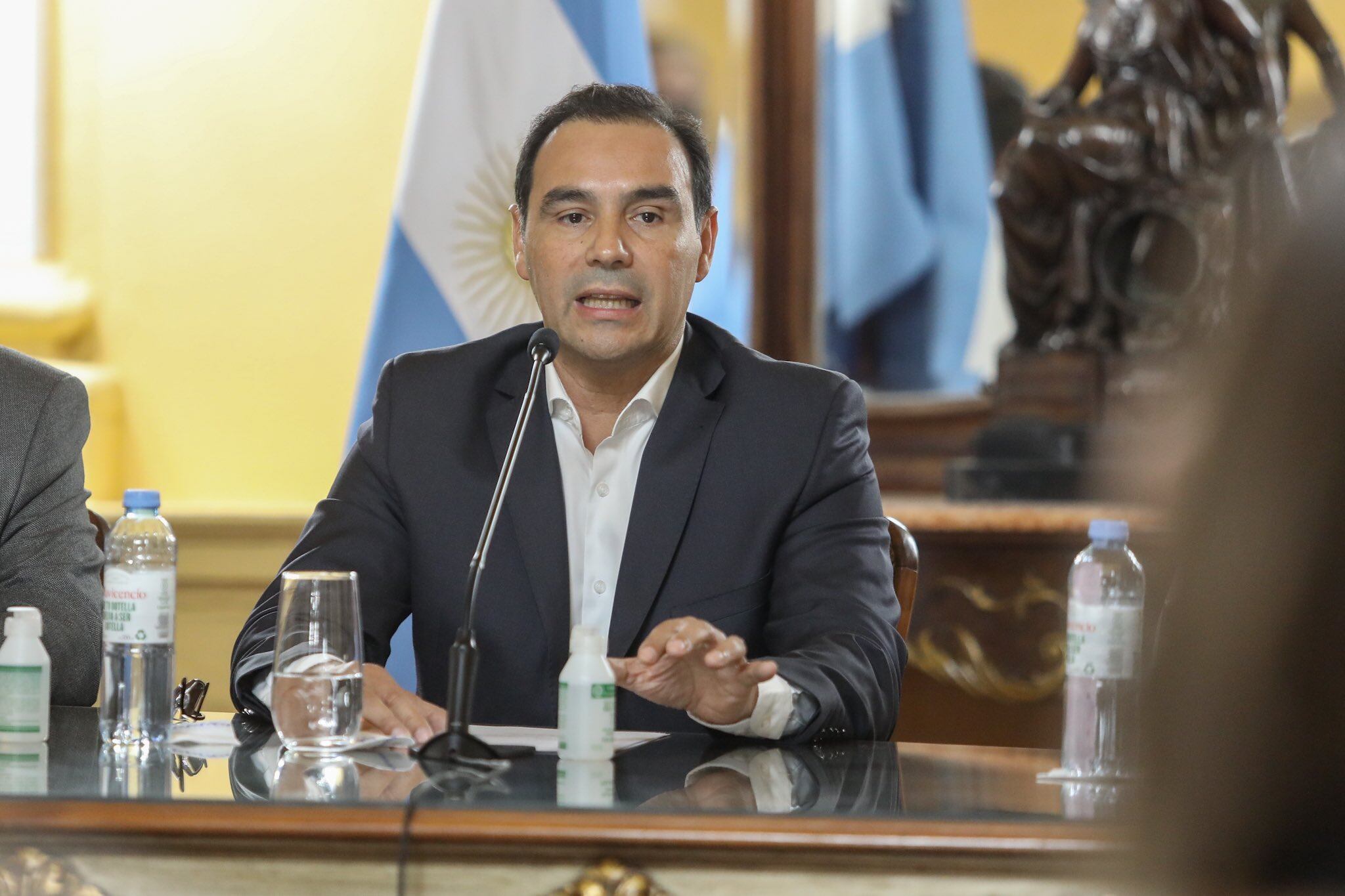 milei-comienza-sus-recorridas-por-el-interior-con-una-visita-a-corrientes-no-se-reunira-con-gustavo-valdes-2 Milei comienza sus recorridas por el interior con una visita a Corrientes: no se reunirá con Gustavo Valdés