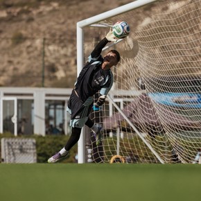 otaku-y-fana-de-bob-marley-conoce-a-la-gran-figura-de-angola-3 Otaku y fana de Bob Marley: conocé a la gran figura de Angola