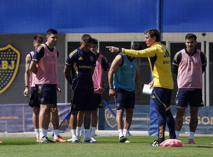 que-piensan-en-boca-predio-sobre-el-futuro-de-ubeda-y-el-detalle-no-menor-en-su-contrato-1 Qué piensan en Boca Predio sobre el futuro de Úbeda y el detalle no menor en su contrato