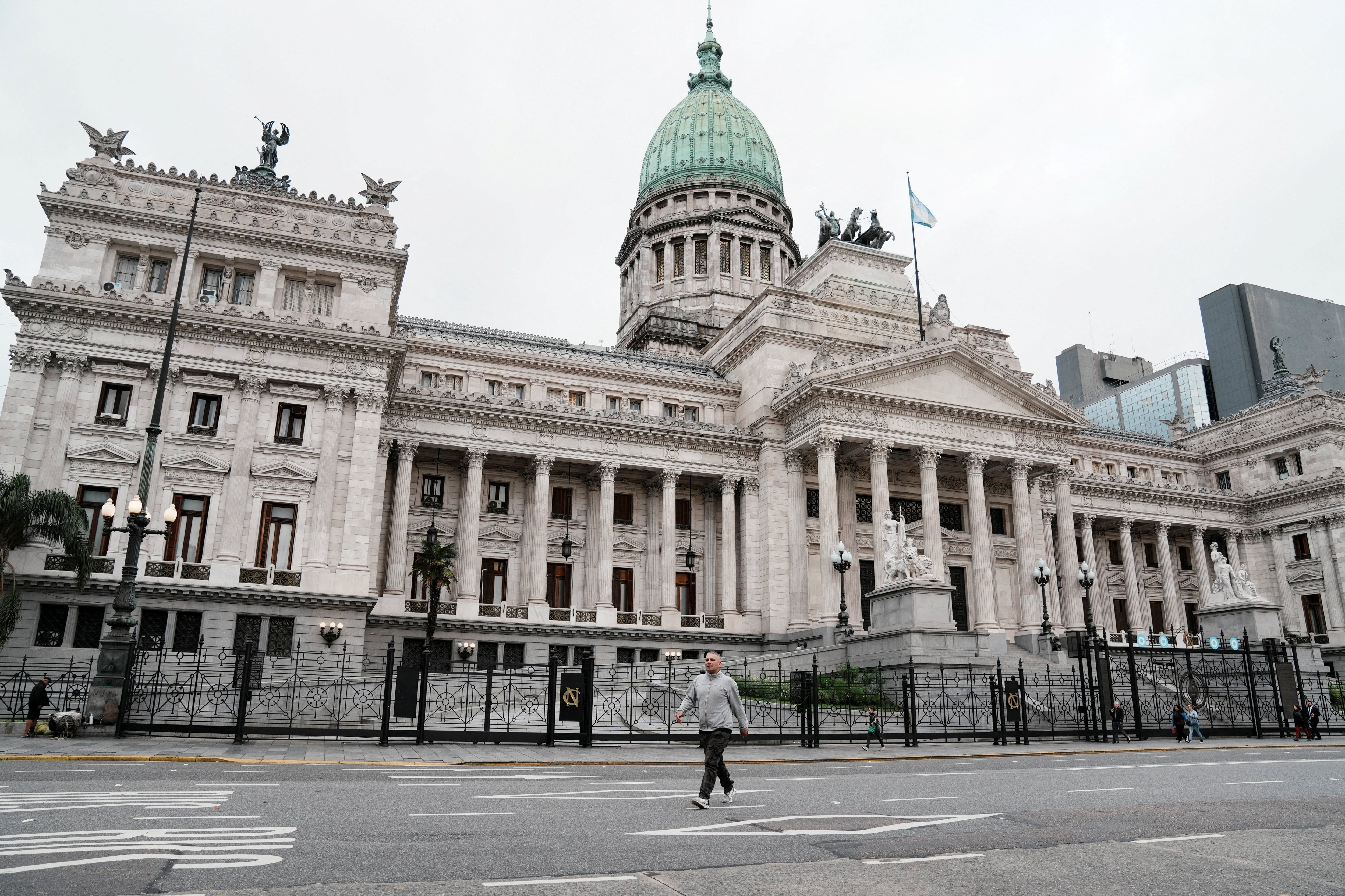 reformas-penas-mas-duras-presupuesto-2026-y-dolares-bajo-el-colchon-los-proyectos-que-el-gobierno-pedira-tratar-en-extraordinarias Reformas, penas más duras, Presupuesto 2026 y dólares bajo el colchón: los proyectos que el Gobierno pedirá tratar en extraordinarias