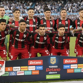 santi-sosa-el-superheroe-de-racing-para-el-que-costas-pidio-que-le-hagan-diez-estatuas-7 Santi Sosa, el Superhéroe de Racing para el que Costas pidió "que le hagan diez estatuas"