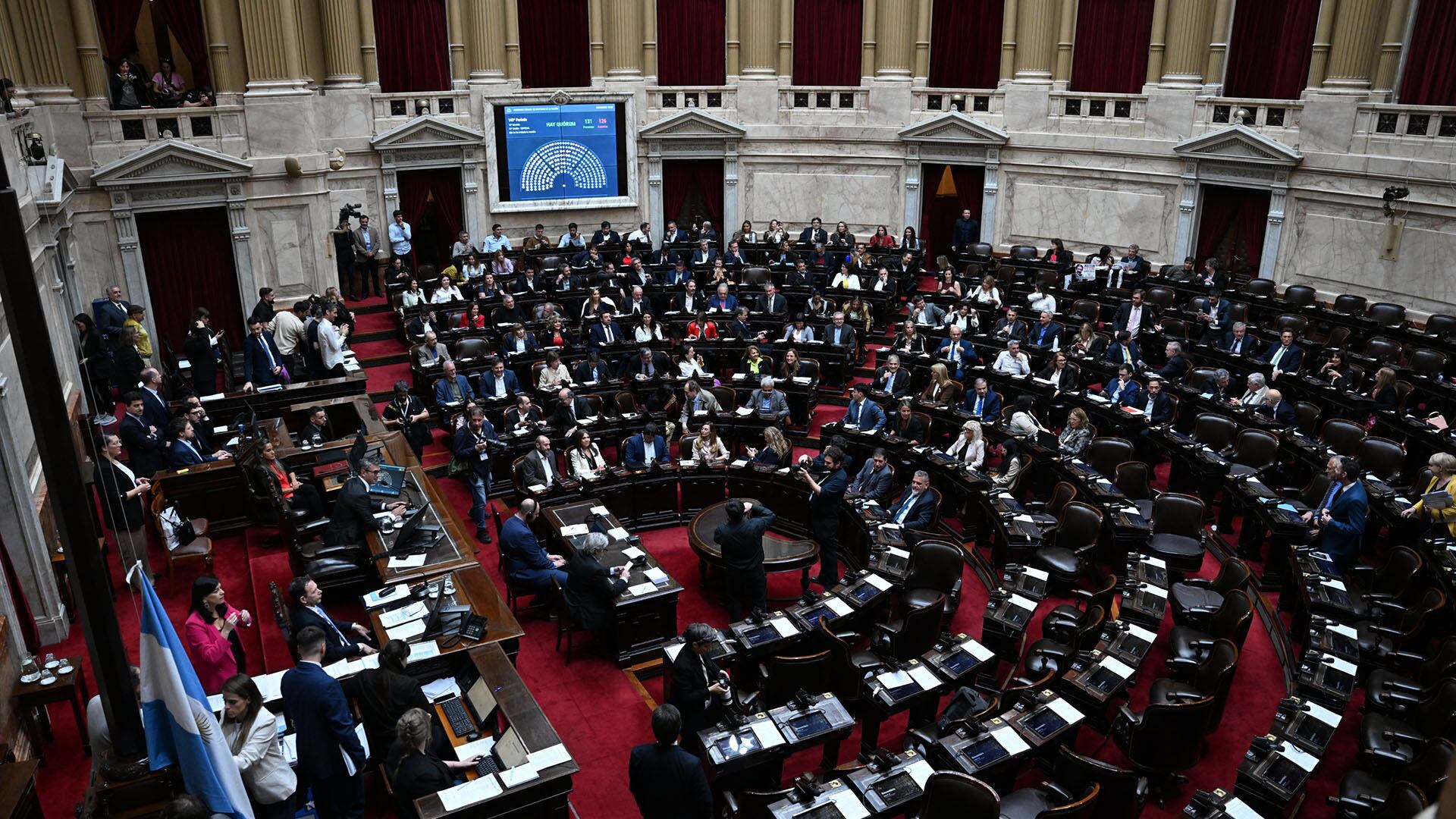 santilli-se-concentra-en-blindar-el-presupuesto-y-activa-reuniones-con-diputados-por-fuera-de-los-gobernadores-2 Santilli se concentra en blindar el Presupuesto y activa reuniones con diputados por fuera de los gobernadores