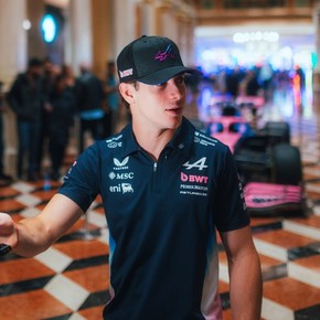 se-calento-la-previa-del-gp-de-las-vegas-entre-lance-stroll-y-franco-colapinto-tal-vez-esta-frustrado-que-se-enfoque-en-sumar-un-punto-4 Se calentó la previa del GP de Las Vegas entre Lance Stroll y Franco Colapinto: "Tal vez está frustrado, que se enfoque en sumar un punto"
