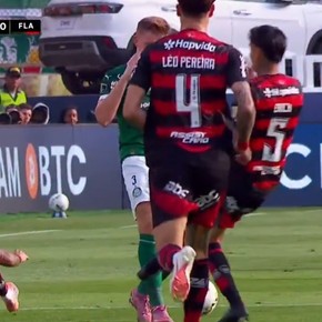 video-el-golazo-de-cabeza-de-danilo-para-adelantar-a-flamengo-4 Video: el golazo de cabeza de Danilo para adelantar a Flamengo