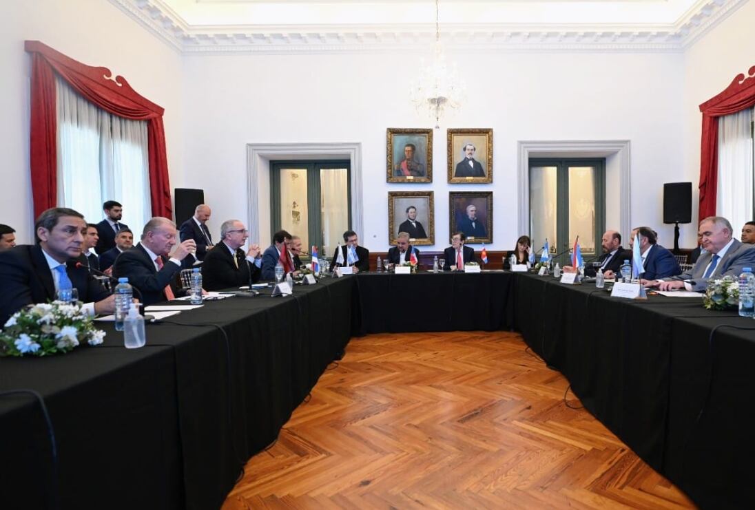 zamora-le-anticipo-a-santilli-su-apoyo-al-presupuesto-pero-no-dio-senales-sobre-que-hara-en-el-congreso-2 Zamora le anticipó a Santilli su apoyo al Presupuesto, pero no dio señales sobre qué hará en el Congreso