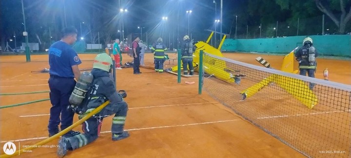 cayo-un-helicoptero-en-un-club-de-tenis-de-capital-hay-heridos-1 Cayó un helicóptero en un club de tenis de Capital: hay heridos