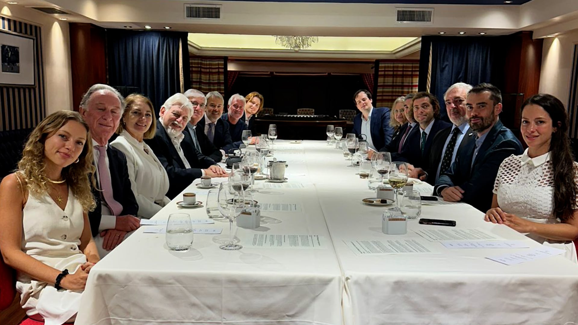 circulo-rojo-agitado-fin-de-ano-judicial-y-politico-reforma-laboral-y-delivery-de-fondos-4 Círculo rojo: agitado fin de año judicial y político, reforma laboral y delivery de fondos