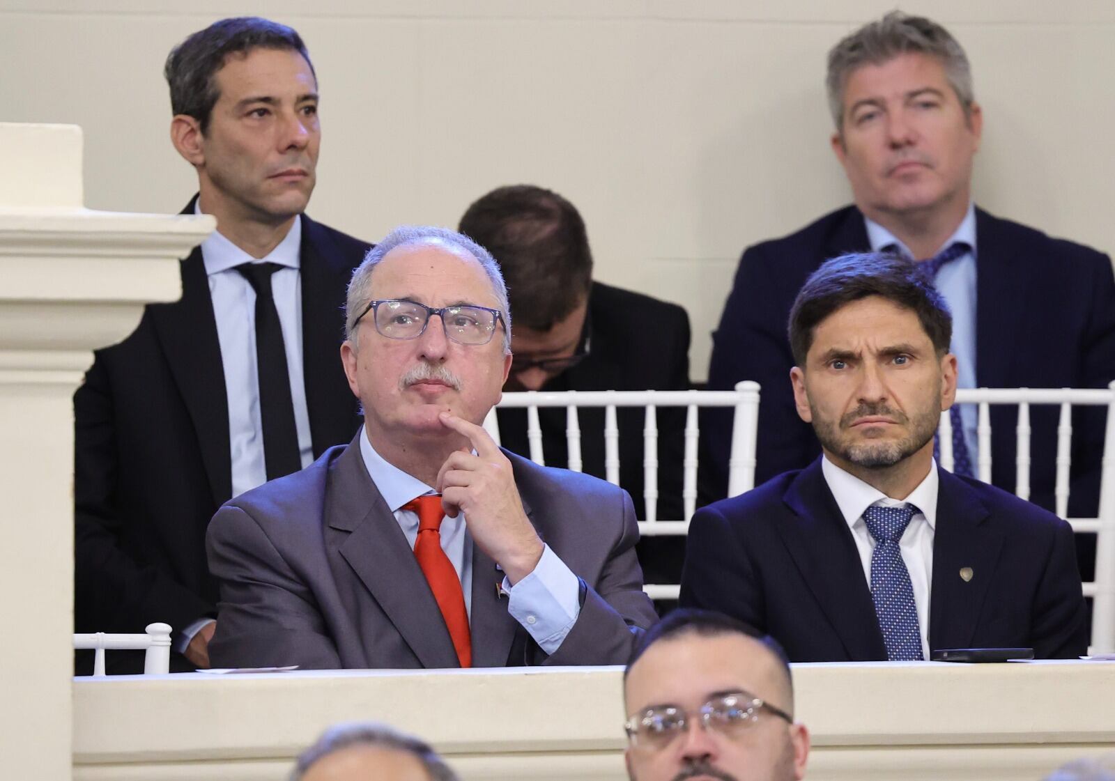 con-mandatarios-provinciales-como-invitados-juan-pablo-valdes-asumio-como-nuevo-gobernador-de-corrientes-2 Con mandatarios provinciales como invitados, Juan Pablo Valdés asumió como nuevo gobernador de Corrientes