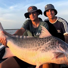 el-brindis-de-fin-de-ano-de-cavani-el-deseo-para-el-2026-la-libertadores-y-le-vamos-a-meter-con-todo-3 El brindis de fin de año de Cavani: el deseo para el 2026, la Libertadores y "le vamos a meter con todo"