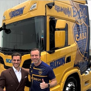 el-deseo-de-fin-de-ano-de-ayrton-costa-junto-a-su-nueva-pareja-3 El deseo de fin de año de Ayrton Costa junto a su nueva pareja