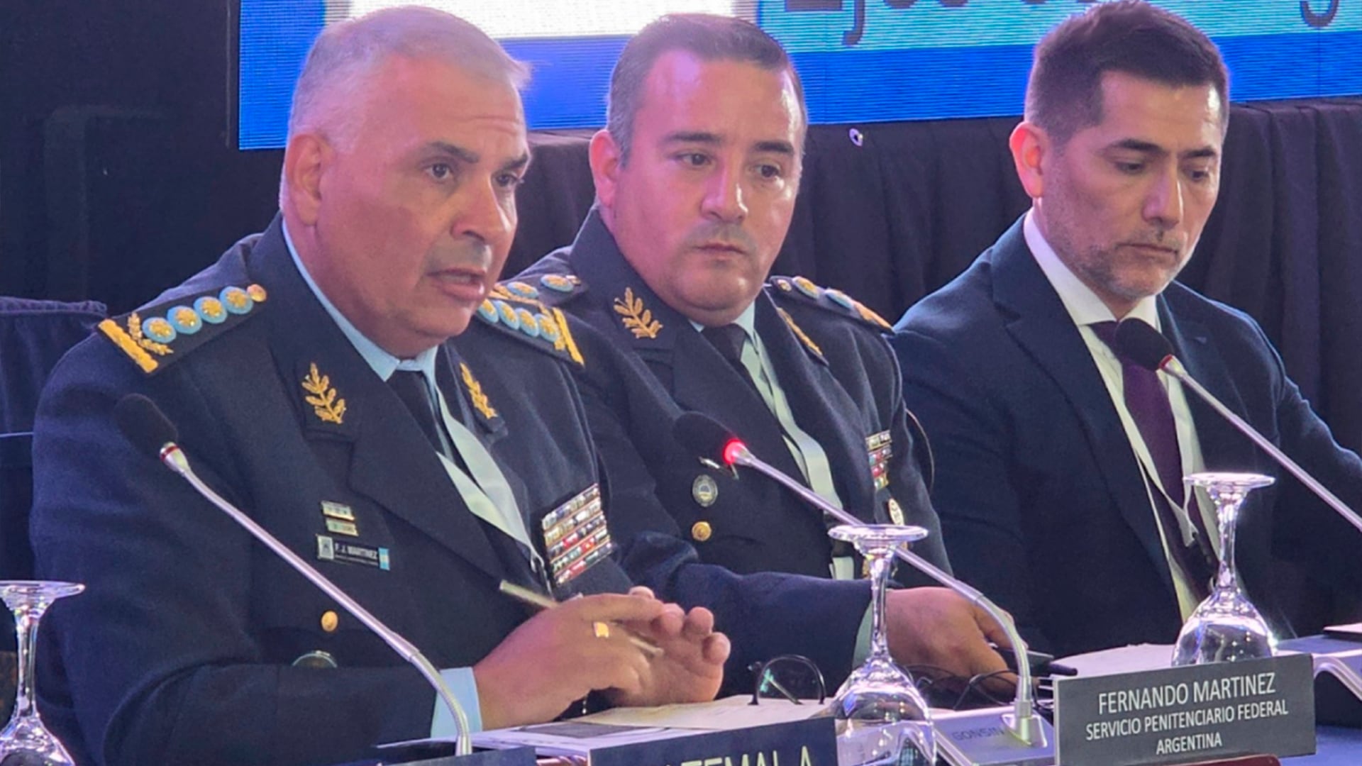 el-escandalo-de-la-comida-en-la-carcel-de-ezeiza-un-negocio-de-25-millones-de-dolares-por-ano-y-viandas-con-pelos-clavos-y-carne-podrida-1 El escándalo de la comida en la cárcel de Ezeiza: un negocio de 25 millones de dólares por año y viandas con pelos, clavos y carne podrida