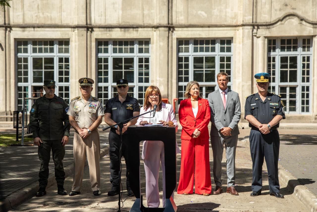 el-gobierno-designaria-a-diego-valenzuela-en-migraciones-y-define-la-estructura-de-la-nueva-agencia-con-poderes-ampliados-2 El Gobierno designaría a Diego Valenzuela en Migraciones y define la estructura de la nueva agencia, con poderes ampliados