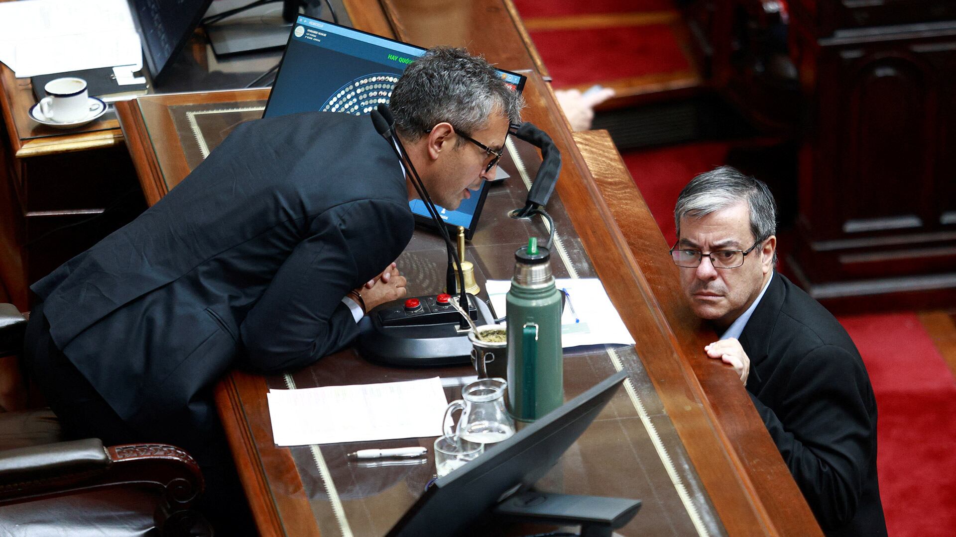 entre-el-enojo-y-la-resignacion-en-el-pj-relativizan-la-salida-del-gobernador-jalil-del-bloque-de-diputados-1 Entre el enojo y la resignación, en el PJ relativizan la salida del gobernador Jalil del bloque de Diputados