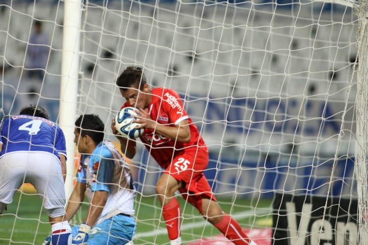 insolito-argentino-de-quilmes-desistio-de-fichar-a-alexis-zarate-1 Insólito: Argentino de Quilmes desistió de fichar a Alexis Zárate