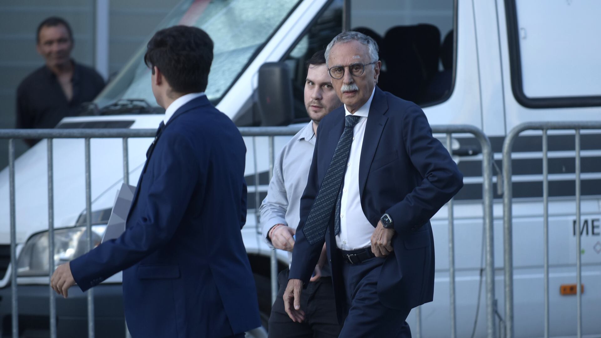 javier-milei-felicito-a-jose-antonio-kast-y-afirmo-sudamerica-ha-despertado-hacia-las-ideas-de-la-libertad-4 Javier Milei felicitó a José Antonio Kast y afirmó: “Sudamérica ha despertado hacia las ideas de la libertad”