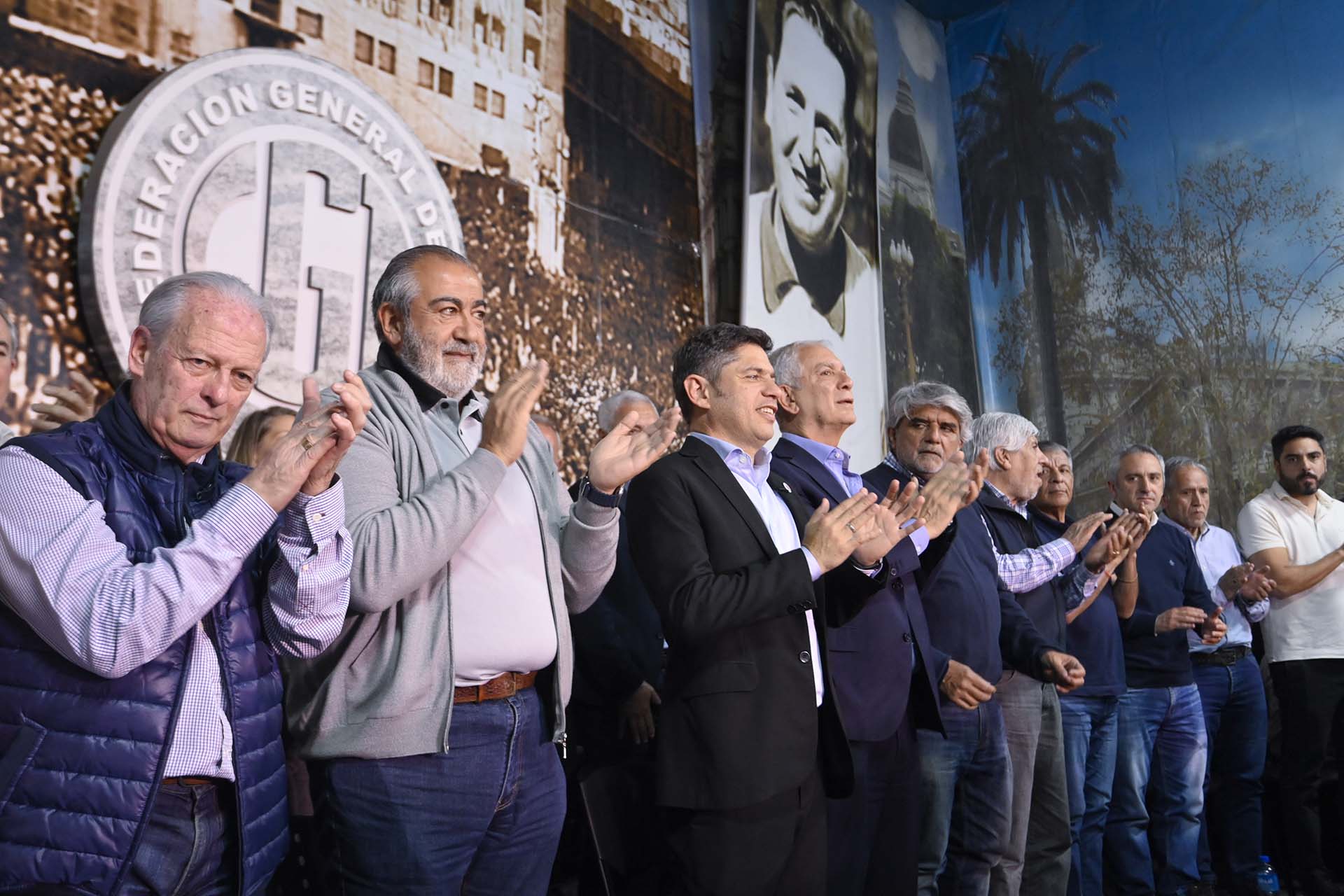 kicillof-comenzara-en-febrero-a-llevar-su-espacio-a-todo-el-pais-la-clave-de-los-oficialismos-provinciales-1 Kicillof comenzará en febrero a llevar su espacio a todo el país: la clave de los oficialismos provinciales